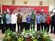 Bersama Seluruh Elemen Masyarakat Polresta Tangerang Ciptakan Rekapitulasi Kondusif Bersama Seluruh Elemen Masyarakat Polresta Tangerang Ciptakan Rekapitulasi Kondusif