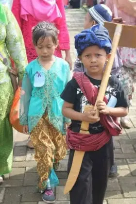 Ratusan Anak PAUD Peringati Hari Kartini di Alun-alun Kecamatan Sajira