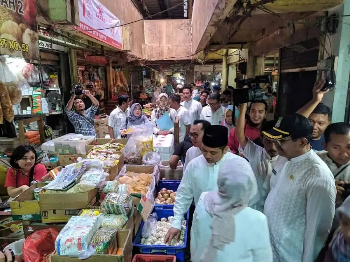 Jelang Ramadhan, Arief Sidak Harga Pangan di Pasar Anyar Tangerang Jelang Ramadhan, Arief Sidak Harga Pangan di Pasar Anyar Tangerang