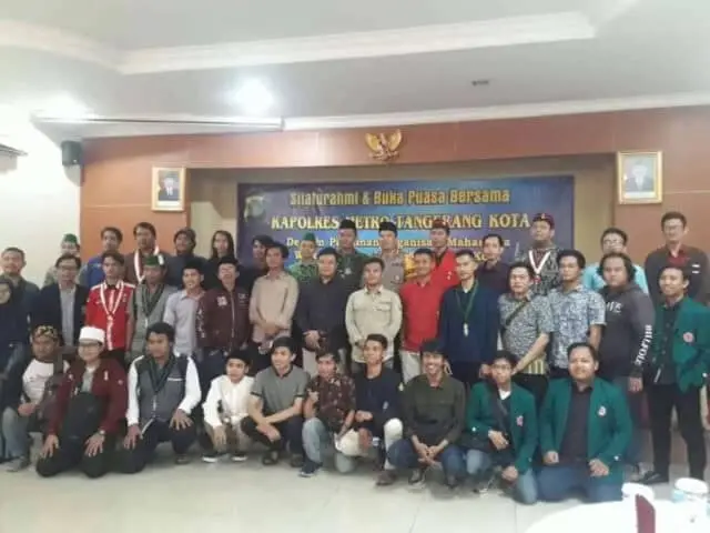 Bukber, Silaturahmi Kapolres Bersama Pimpinan Organisasi Mahasiswa Tangerang Bukber, Silaturahmi Kapolres Bersama Pimpinan Organisasi Mahasiswa Tangerang
