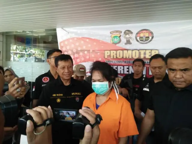 Kenal Lewat Medsos, Waria ini Bunuh Teman Kencan Kenal Lewat Medsos, Waria ini Bunuh Teman Kencan
