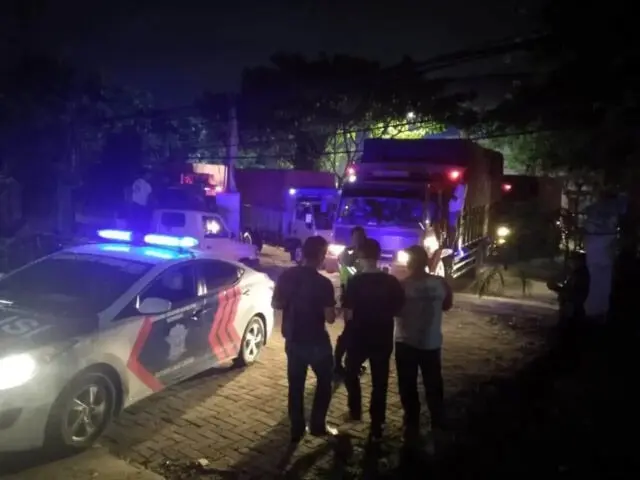 TNI-Polri Kawal Kotak Suara dari PPK Jatiuwung ke KPU Tangerang (3) TNI-Polri Kawal Kotak Suara dari PPK Jatiuwung ke KPU Tangerang