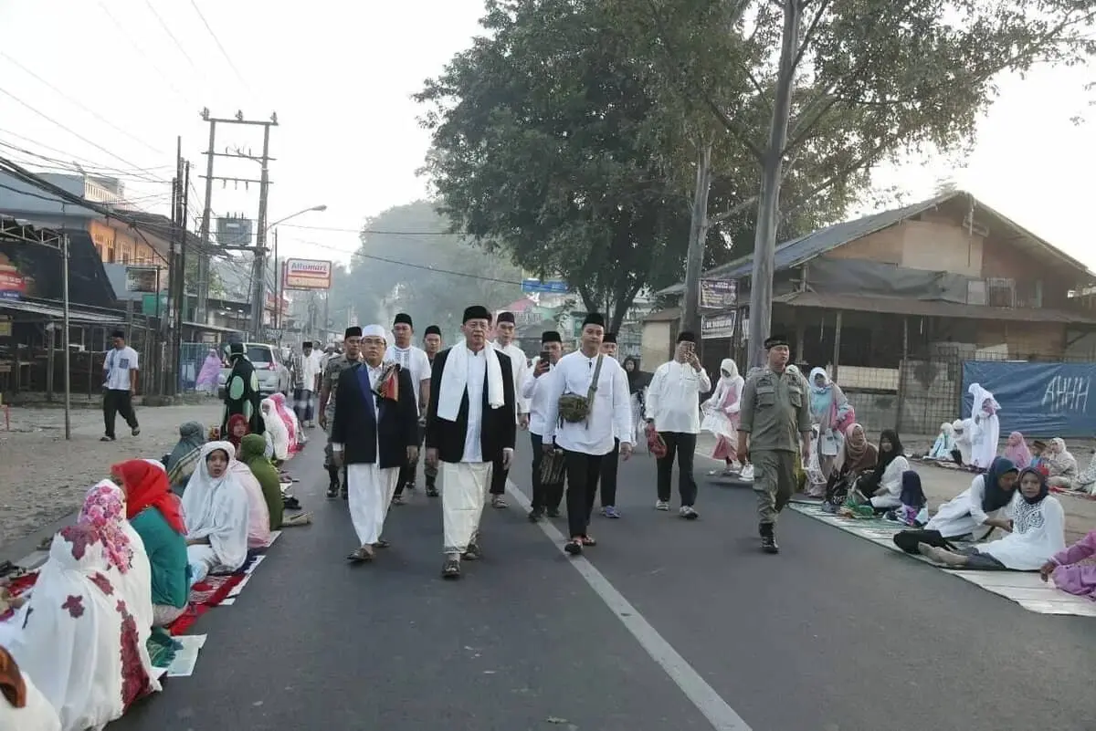 Gubernur Banten Menjadi Khatib Shalat Iedul Fitri 1440 H