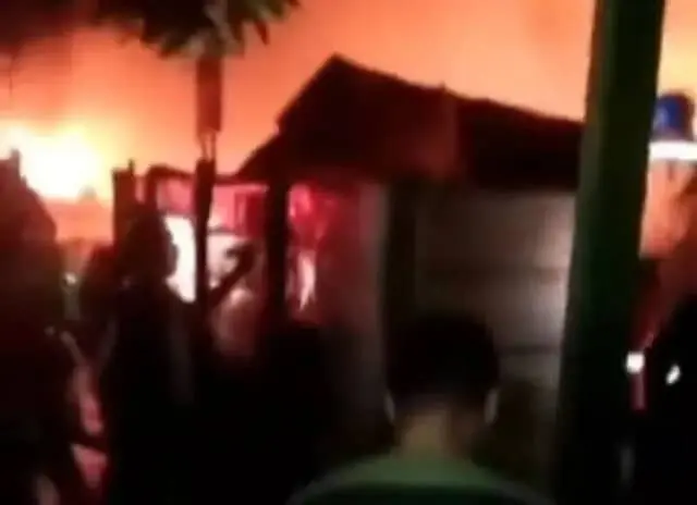 Petasan Jadi Penyebab Kebakaran Lapak Madura di Tangsel Petasan Jadi Penyebab Kebakaran Lapak Madura di Tangsel