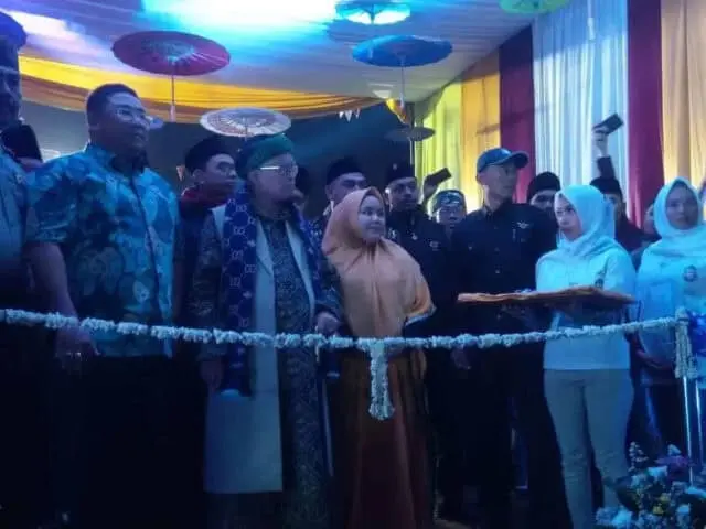 Pacific Paint Revitalisasi Pondok Pesantren dan Gelar Festival Religi Pacific Paint Revitalisasi Pondok Pesantren dan Gelar Festival Religi