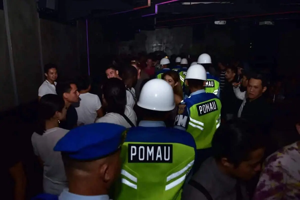 Satpomau Lanud Halim Perdanakusuma Razia Tempat Hiburan Malam Satpomau Lanud Halim Perdanakusuma Razia Tempat Hiburan Malam
