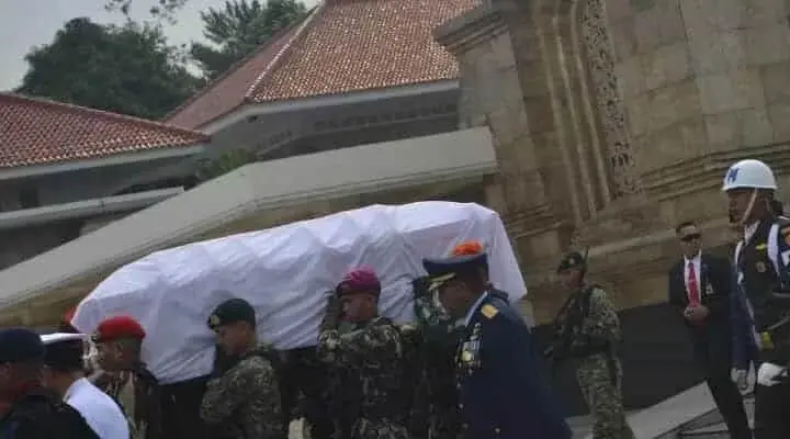 Selamat Jalan Ibu Ani Yudhoyono, We Love You and We Will Forever Miss You Selamat Jalan Ibu Ani Yudhoyono, We Love You and We Will Forever Miss You