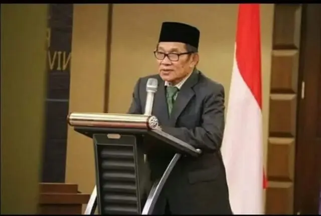 Rektor UMT Dr. H. Achmad Badawi Tutup Usia Rektor UMT Dr. H. Achmad Badawi Tutup Usia