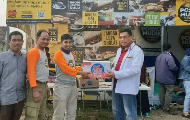 Rispanel Arya Kunjungi Posko Mudik PKS di Jayanti Rispanel Arya Kunjungi Posko Mudik PKS di Jayanti