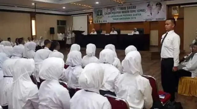 Sekda Banten: ASN Harus Jadi Teladan dan Miliki Kompetensi Sekda Banten: ASN Harus Jadi Teladan dan Miliki Kompetensi