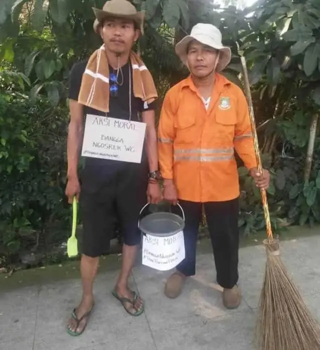 Viral Hina Babu, Warga Kota Tangerang Bangga Ngosrek WC Viral Hina Babu, Warga Kota Tangerang Bangga Ngosrek WC