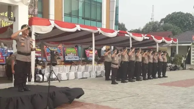 70 Naik Pangkat dan 15 Purna Bakti di Polrestra Tangsel 70 Naik Pangkat dan 15 Purna Bakti di Polrestra Tangsel