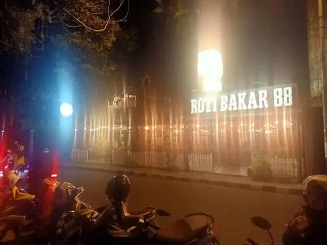 Cafe 88 Kisamaun Kota Tangerang Dibobol Maling Cafe 88 Kisamaun Kota Tangerang Dibobol Maling