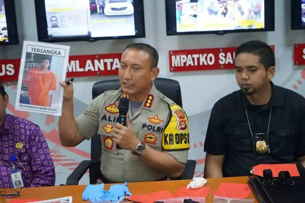 Tertangkap, Perampok Toko Emas di Balaraja Warga Negara Malaysia Tertangkap, Perampok Toko Emas di Balaraja Warga Negara Malaysia