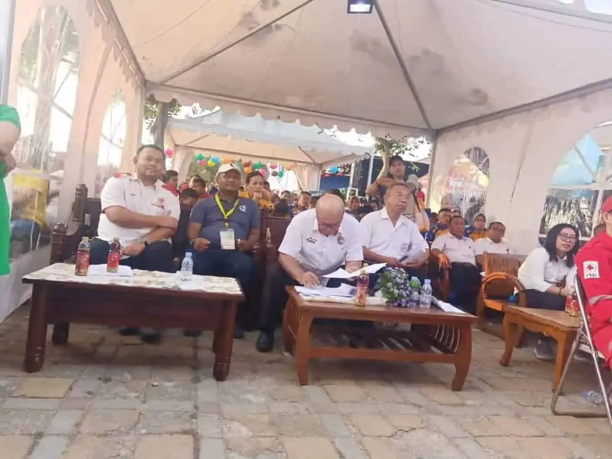 Pertandingan Tinju di Festival Cisadane Dipenuhi Penonton Pertandingan Tinju di Festival Cisadane Dipenuhi Penonton