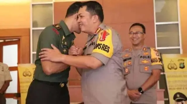 1 Juli, Kapolres Metro Tangerang Kota Diberi Kejutan Dandim 0506 1 Juli, Kapolres Metro Tangerang Kota Diberi Kejutan Dandim 0506