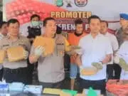 Seminggu Diintai, Polisi Gagalkan Peredaran Ganja 8 kilo Seminggu Diintai, Polisi Gagalkan Peredaran Ganja 8 kilo