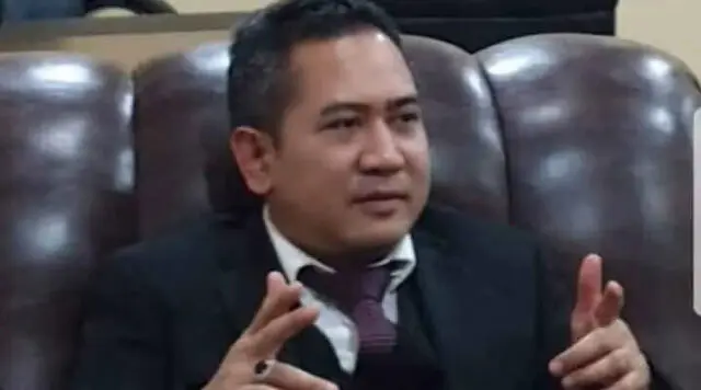 Laporan Dugaan Korupsi Anak WH ke Polisi, Pengacara: Difitnah! Laporan Dugaan Korupsi Anak WH ke Polisi, Pengacara: Difitnah!