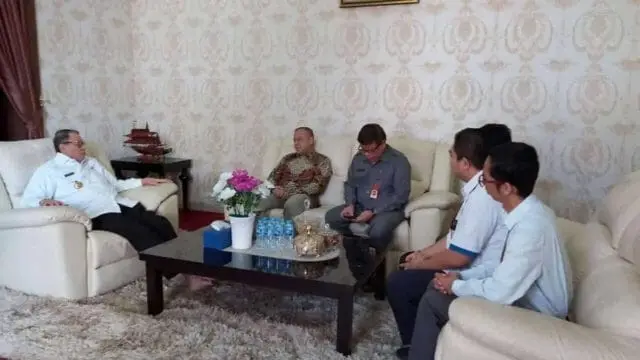 Gubernur Minta Pasokan Listrik di Banten Harus Memadai Gubernur Minta Pasokan Listrik di Banten Harus Memadai