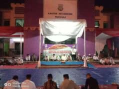 Tasyakuran dan Potong Tumpeng Tradisi Kental Kecamatan Pakuhaji Rayakan HUT RI Tasyakuran dan Potong Tumpeng Tradisi Kental Kecamatan Pakuhaji