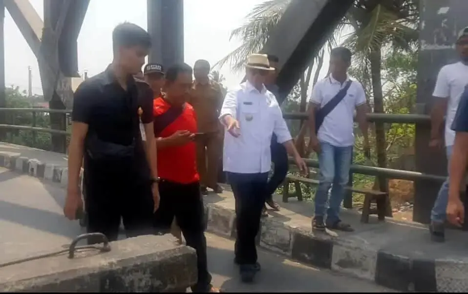 Sidak Tiga Jembatan di Tangerang WH Minta Pembangunan Dipercepat Sidak Tiga Jembatan di Tangerang WH Minta Pembangunan Dipercepat