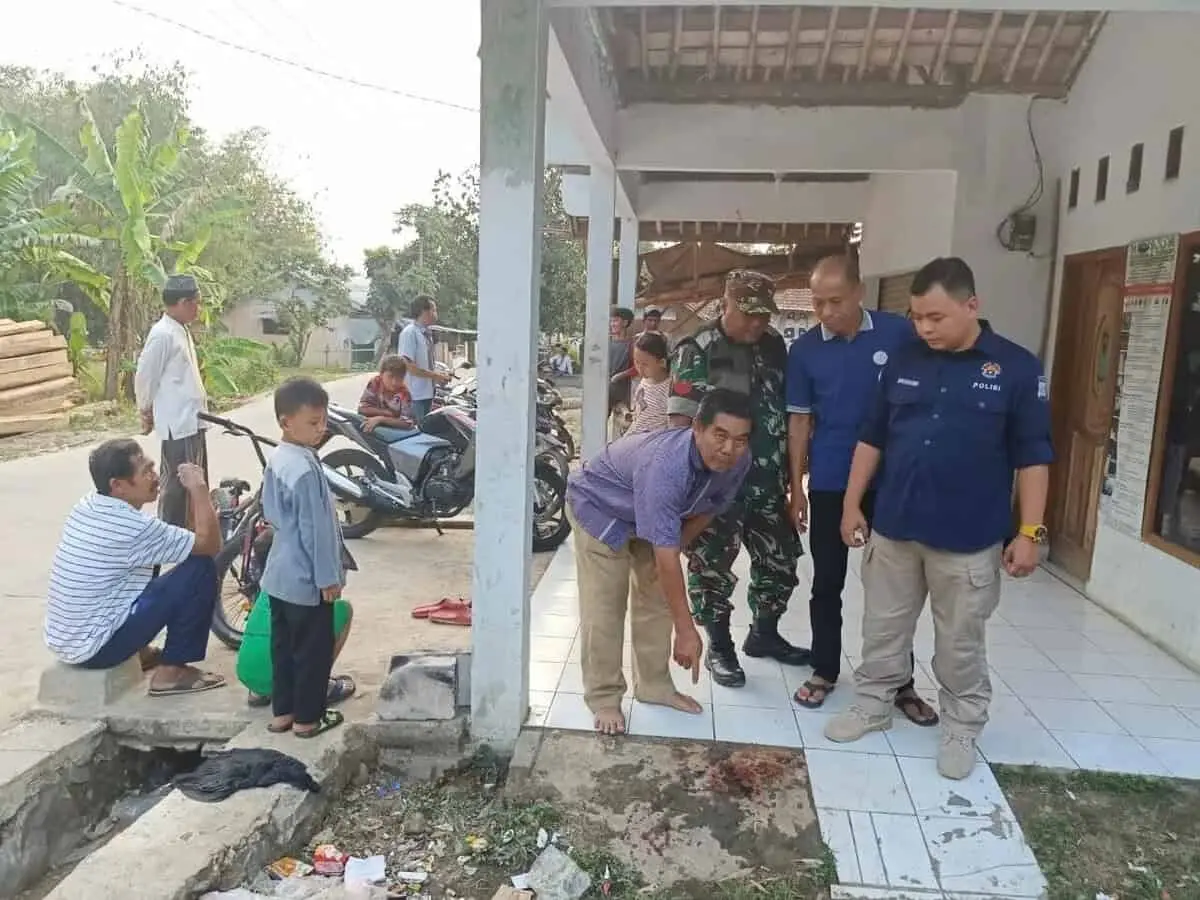 Bacok Tetangga, Bakul Diamankan Polisi Bacok Tetangga, Bakul Diamankan Polisi