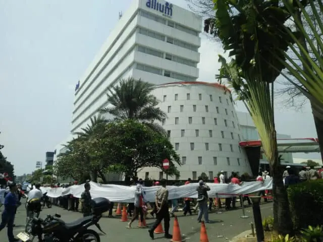 Warga Taman Royal Geruduk Hotel Allium Tuntut Pemilik Berikan Hak Warga Taman Royal Geruduk Hotel Allium Tuntut Pemilik Berikan Hak