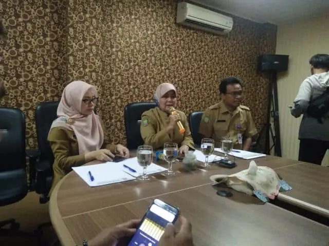 Dinkes Kota Tangerang Pastikan Revisi SOP Penggunaan Ambulance Dinkes Kota Tangerang Pastikan Revisi SOP Penggunaan Ambulance