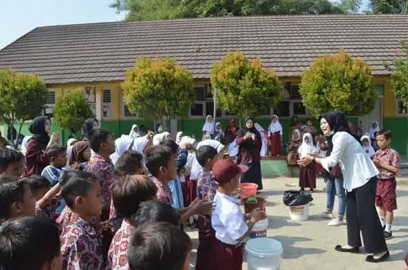 Indonesia Bersih dengan Sikat Gigi Dan Cuci Tangan Bersih Indonesia Bersih dengan Sikat Gigi Dan Cuci Tangan Bersih