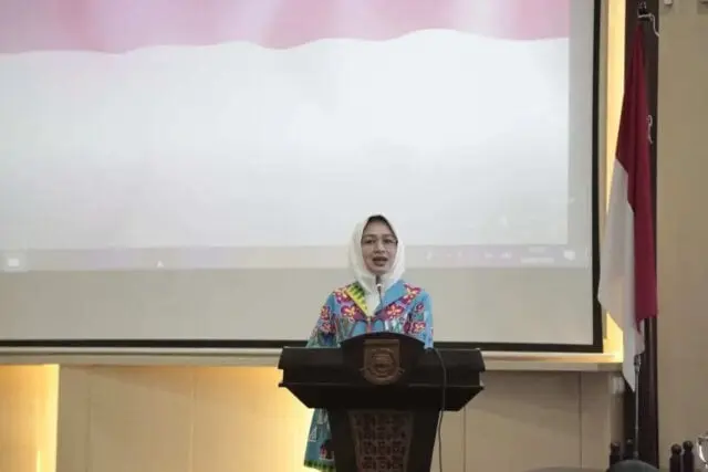 Beri Arahan CPNS Tangsel, Walikota: Jangan Ikuti Yang Tak Profesional Beri Arahan CPNS Tangsel, Walikota: Jangan Ikuti Yang Tak Profesional