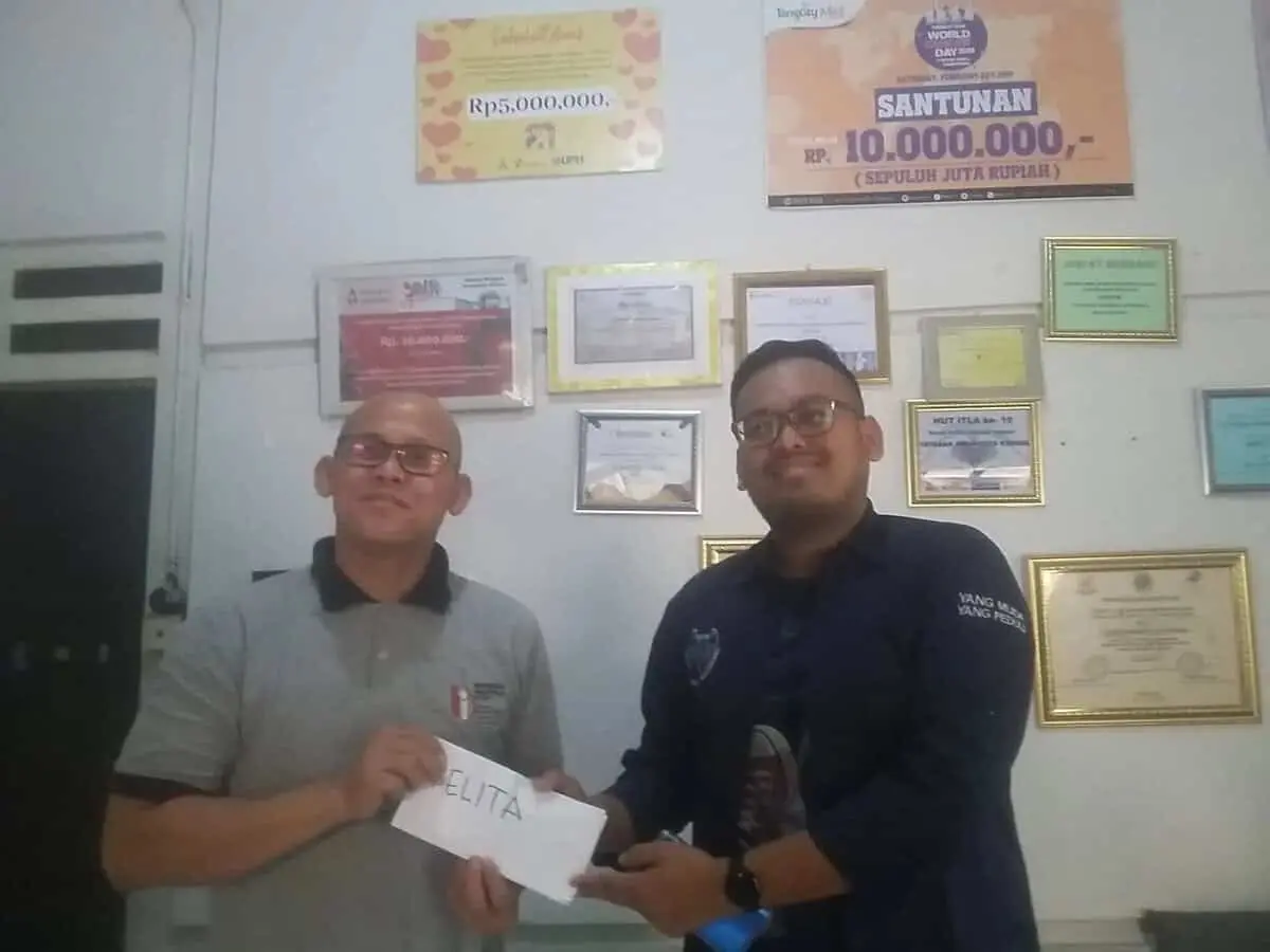 Dewan Muda Gerindra dan KNPI Santuni Yayasan Kanker Amaryllis Dewan Muda Gerindra dan KNPI Santuni Yayasan Kanker Amaryllis