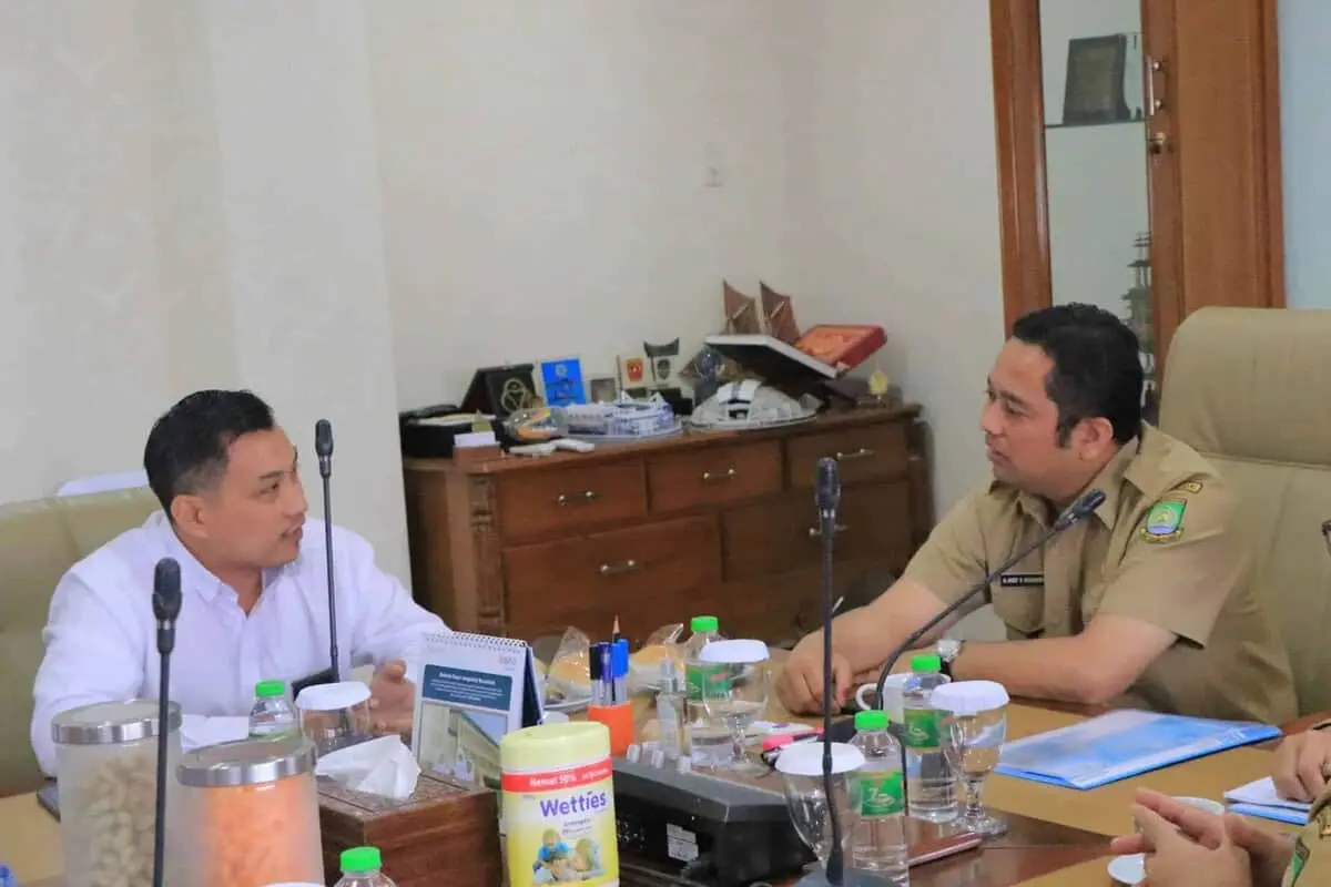 Walikota Minta PLN Penuhi Kebutuhan Listrik Bagi Industri di Kota Tangerang Walikota Minta PLN Penuhi Kebutuhan Listrik Bagi Industri di Kota Tangerang