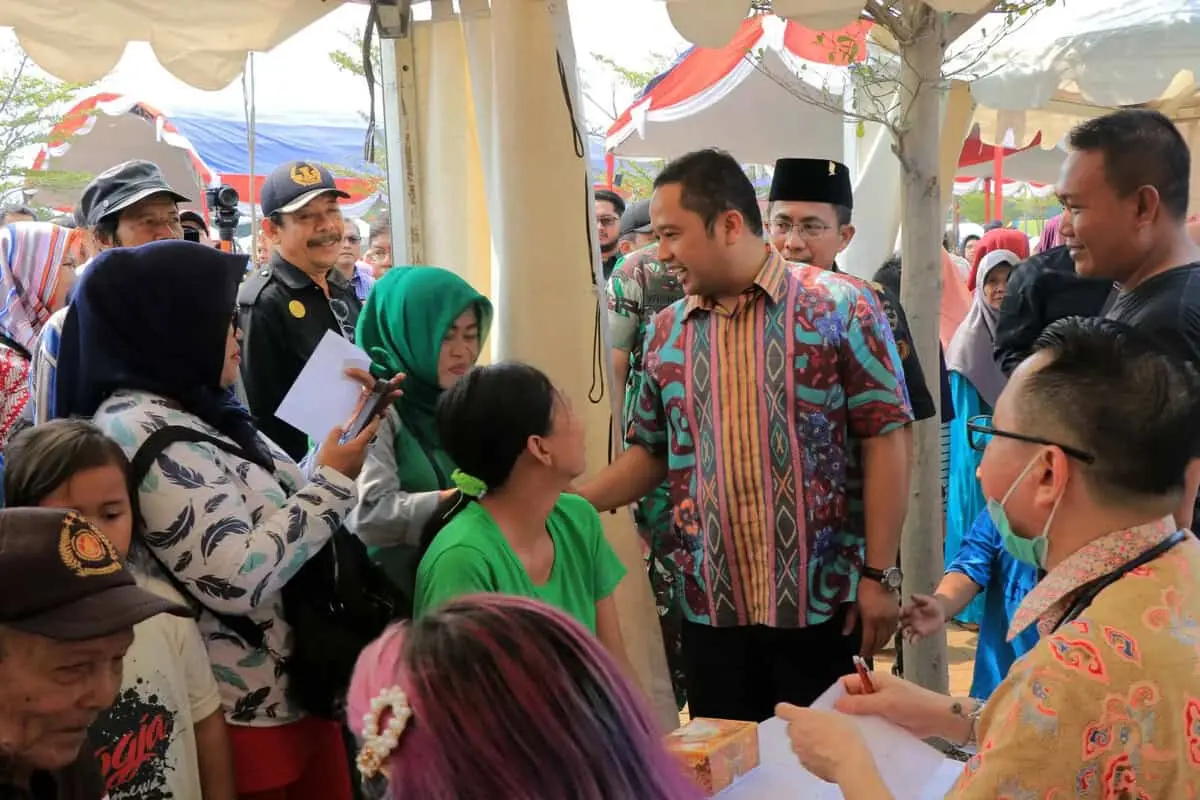 Ada Pesan Damai di Baksos Peringatan HUT TNI ke-74 Kota Tangerang Ada Pesan Damai di Baksos Peringatan HUT TNI ke-74 Kota Tangerang
