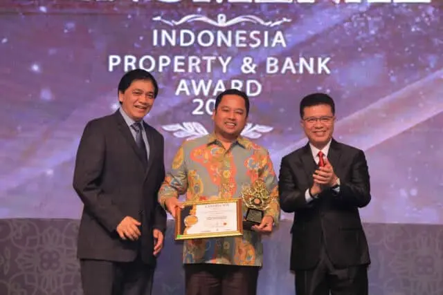 Wali Kota Tangerang Raih Penghargaan Dalam Ajang IPBA Wali Kota Tangerang Raih Penghargaan Dalam Ajang IPBA