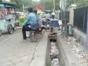 Dikeluh Warga, Drainase di Depan RSUD Kab. Tangerang Berisi Sampah Dikeluh Warga, Drainase di Depan RSUD Kab. Tangerang Berisi Sampah