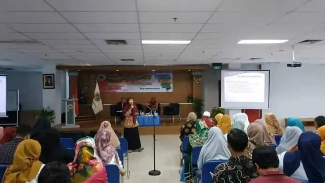 Seminar PPNI, Tingkatkan Kapasitas Keperawatan Seminar PPNI, Tingkatkan Kapasitas Keperawatan