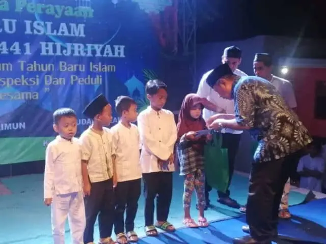 Muharram, Wakil Walikota Tangsel Serahkan Bantuan Yatim Muharram, Wakil Walikota Tangsel Serahkan Bantuan Yatim