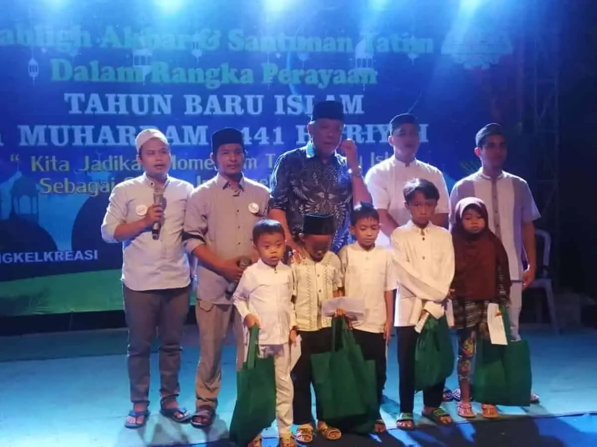 Muharram, Wakil Walikota Tangsel Serahkan Bantuan Yatim Muharram, Wakil Walikota Tangsel Serahkan Bantuan Yatim