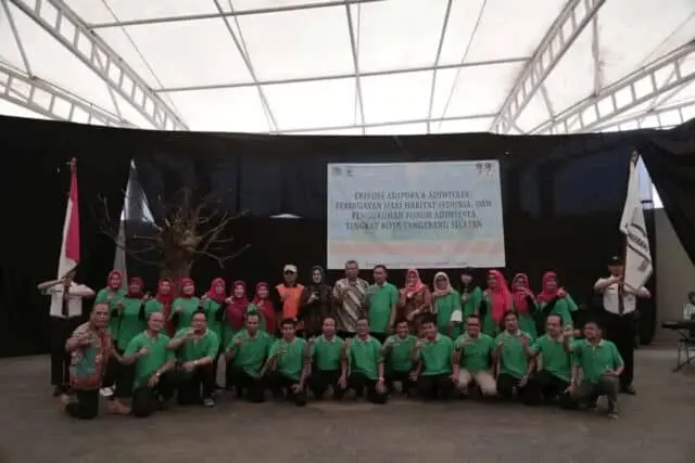 DLH Tangsel Targetkan 10 Sekolah Raih Adiwiyata DLH Tangsel Targetkan 10 Sekolah Raih Adiwiyata