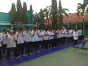 Ribuan Siswa Al Husna Sholat Berjamaah Memohon Hujan Ribuan Siswa Al Husna Sholat Berjamaah Memohon Hujan