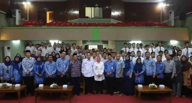 Pemkab Serang Teken Kerjasama Beasiswa Dengan Kampus Untirta Pemkab Serang Teken Kerjasama Beasiswa Dengan Kampus Untirta