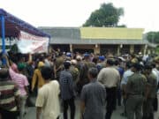 Eksekusi Makam Wareng di Tangerang Ricuh Eksekusi Makam Wareng di Tangerang Ricuh
