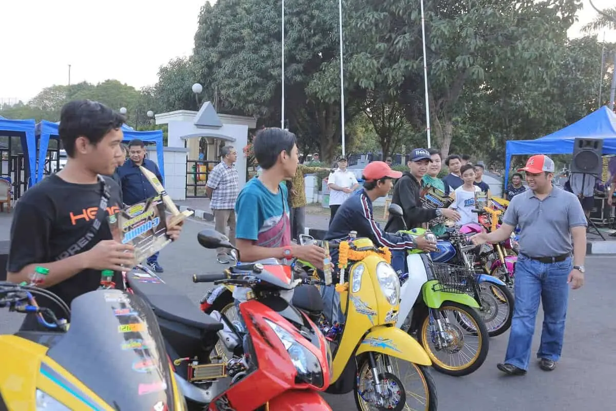 Adu Kreativitas Modifikasi Motor di Gelar di Kota Tangerang Adu Kreativitas Modifikasi Motor di Gelar di Kota Tangerang