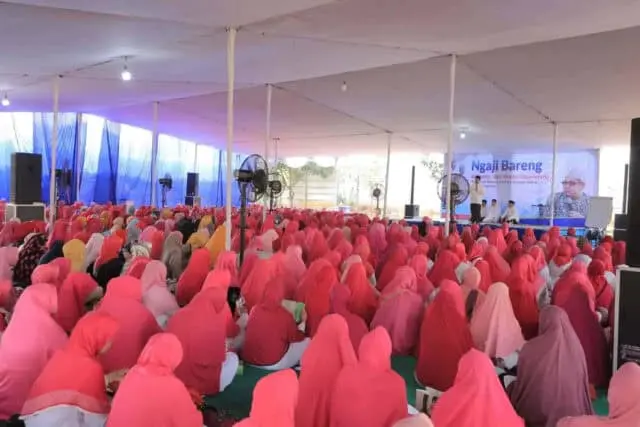 Peran Penting Orang Tua Dalam Pendidikan Akhlak Peran Penting Orang Tua Dalam Pendidikan Akhlak