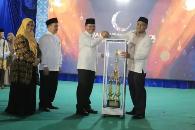 Kecamatan Ciledug Juara Umum MTQ XX Tingkat Kota Tangerang Kecamatan Ciledug Juara Umum MTQ XX Tingkat Kota Tangerang