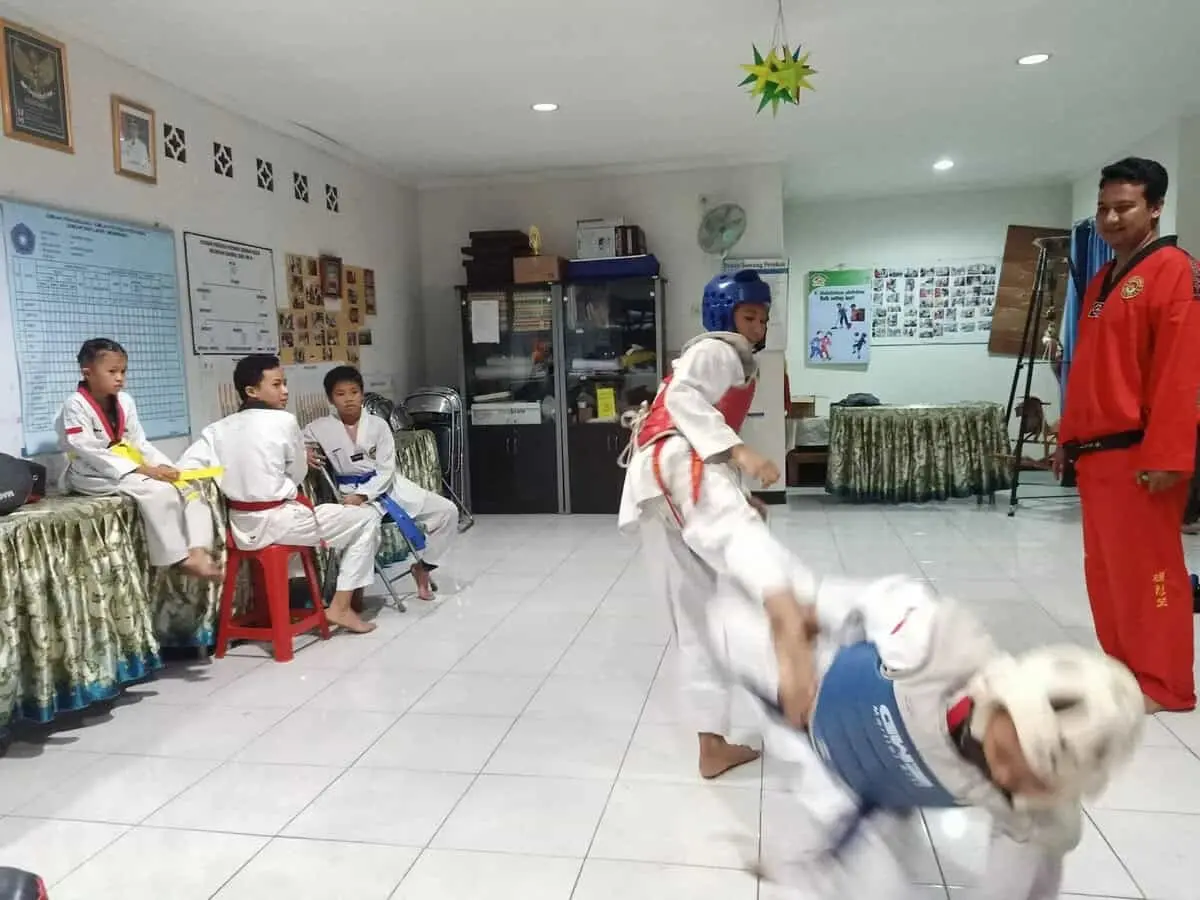 LPM Karawaci Baru Dukung Perkembangan Olahraga, Taekwondo Salahsatunya LPM Karawaci Baru Dukung Perkembangan Olahraga, Taekwondo Salahsatunya