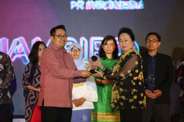 Corcom Elnusa Petrofin Raih Penghargaan Insan PR Indonesia 2019 Corcom Elnusa Petrofin Raih Penghargaan Insan PR Indonesia 2019
