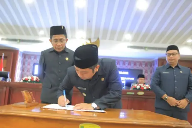 Sah! APBD Kota Tangerang TA. 2020 Ditandatangani Sah! APBD Kota Tangerang TA. 2020 Ditandatangani