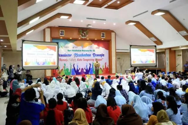 Remaja Sehat dan Cerdas Kota Tangerang Unggul Remaja Sehat dan Cerdas Kota Tangerang Unggul
