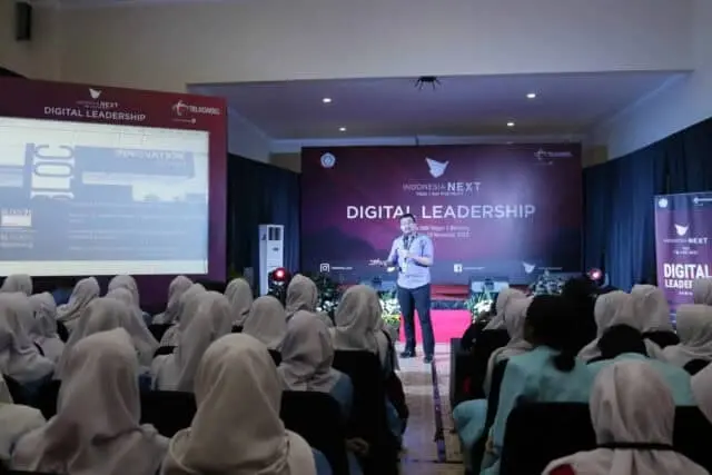 Telkomsel Hadirkan IndonesiaNEXT Pertama di SMKN 1 Bandung